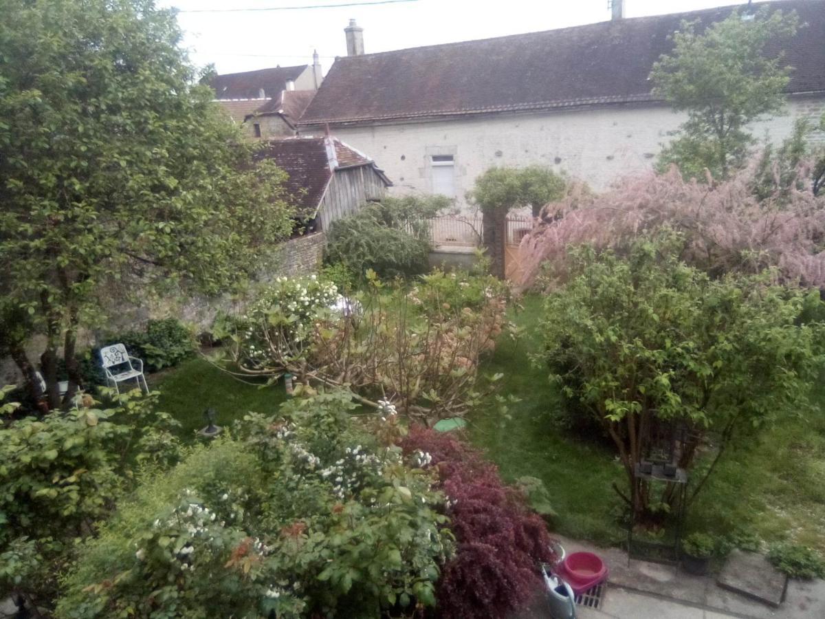 La Grille Fleurie, Chambres D'Hote Chez L'Habitant アルトネ エクステリア 写真